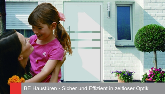 Moderne Haustür aus dem Sortiment von Fortuna